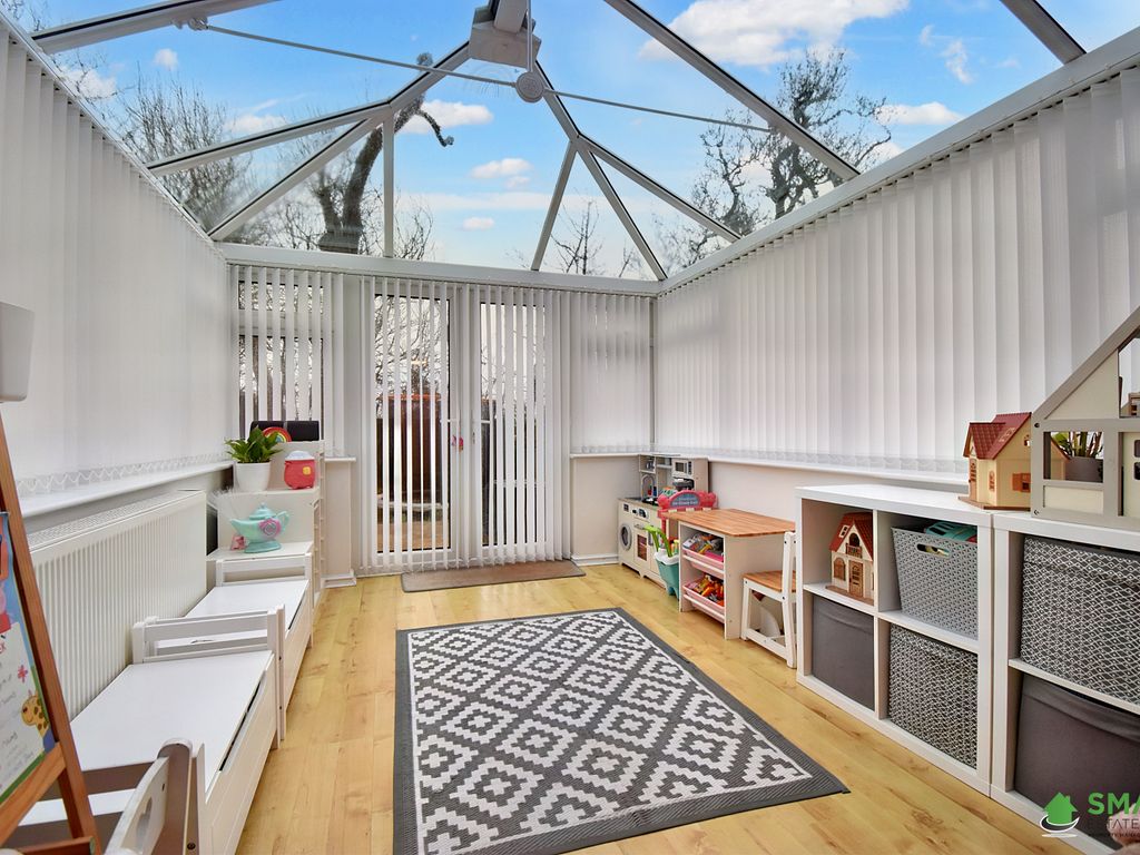 3 bed end terrace house for sale in Headingley Close, Exeter EX2, £290,000 Zoopla