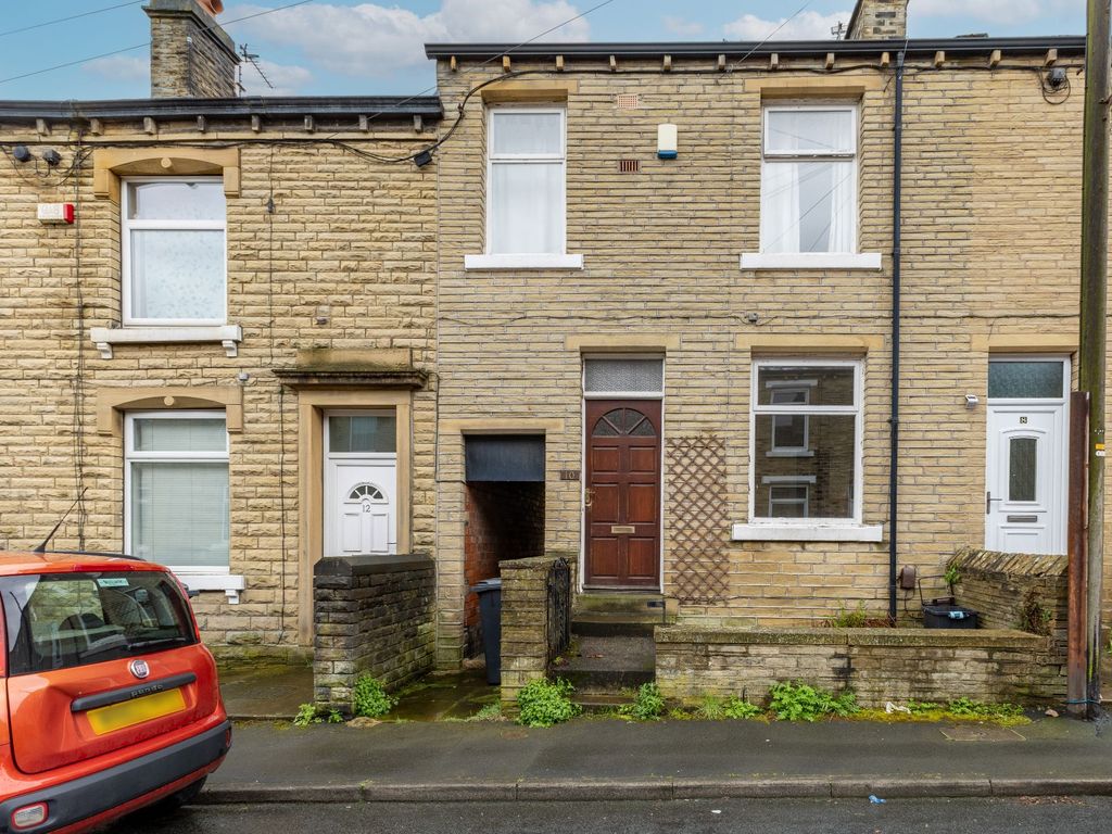 2 bed terraced house for sale in Piggott Street, Brighouse HD6 Zoopla