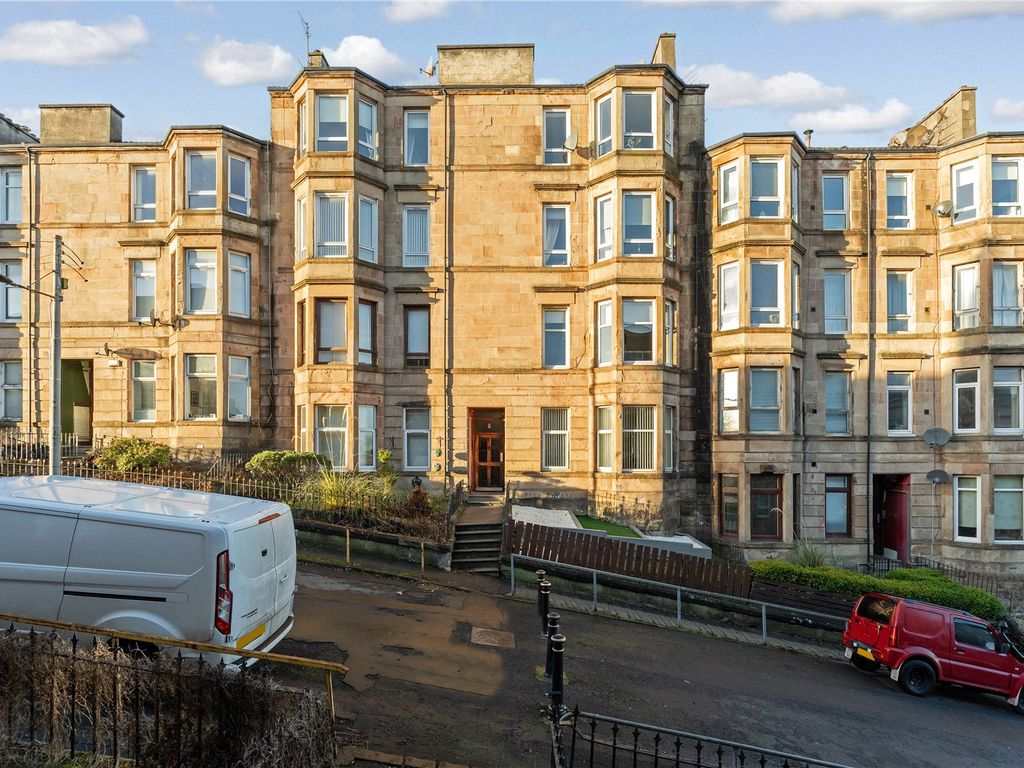 1 bed flat for sale in Wardlaw Drive, Rutherglen, Glasgow, South