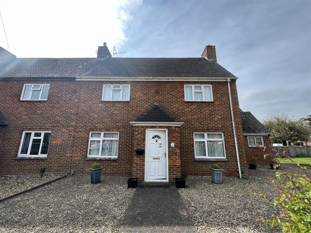 3 bed property for sale in Ferris Mead, Warminster BA12 Zoopla