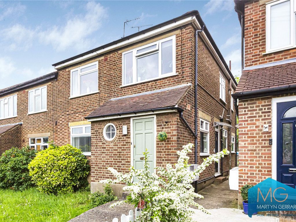 2 bed flat for sale in Sydney Road, Muswell Hill N10, £375,000 Zoopla