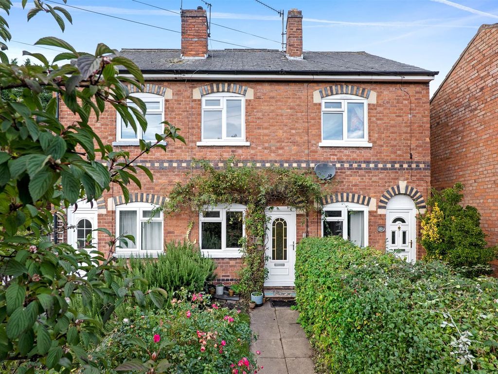 2 bed terraced house for sale in Grosvenor Walk, St. John's, Worcester