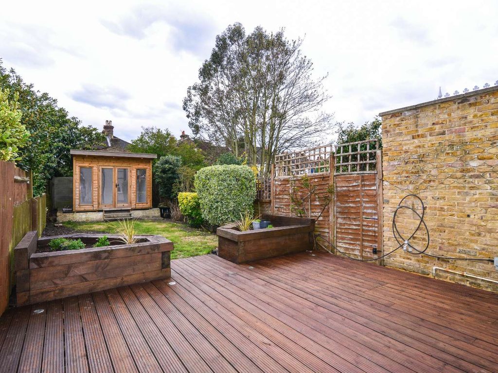 2 bed semidetached house to rent in Newbury Road, Bromley, London BR2, £1,907 pcm Zoopla