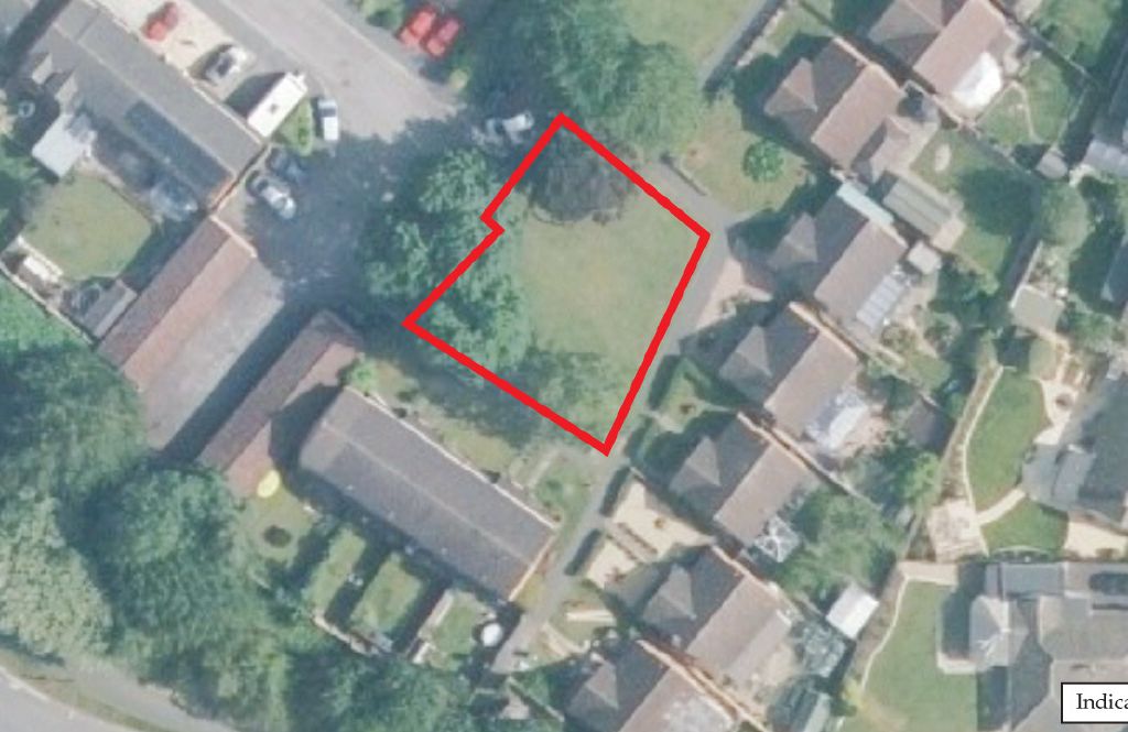 Land for sale in Wear Road, Bicester OX26, £5,000 Zoopla