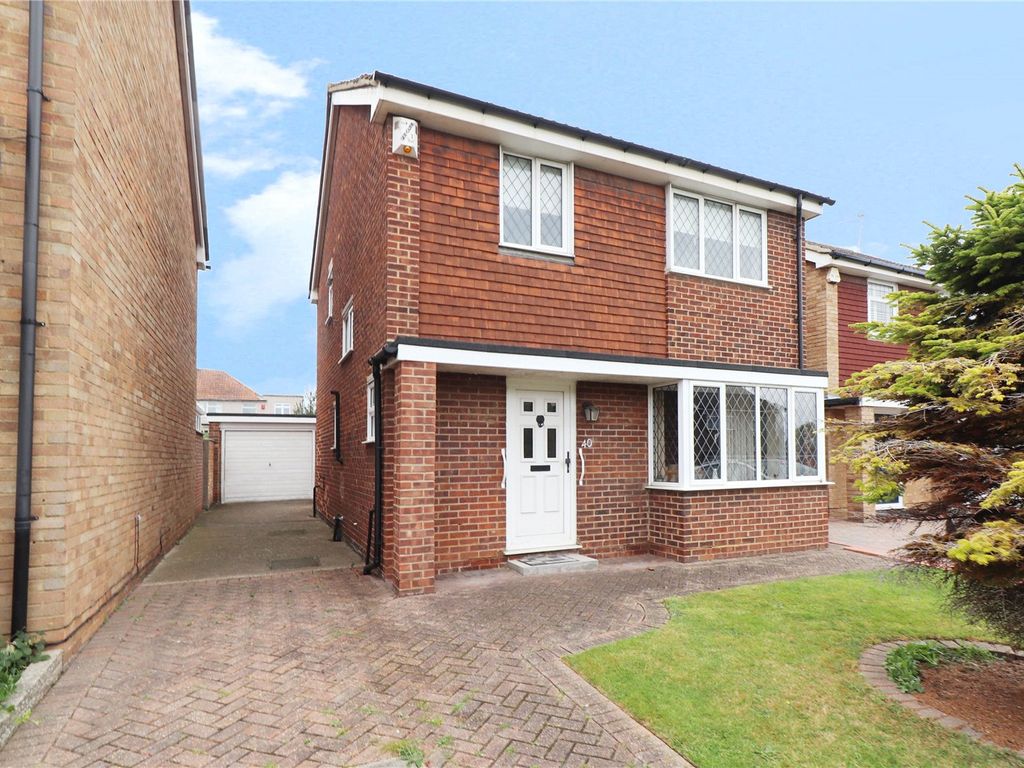 3 bed detached house for sale in Randolph Close, Bexleyheath, Kent DA7