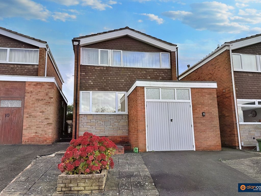 3 bed detached house for sale in Amos Avenue, Nuneaton CV10, £225,000