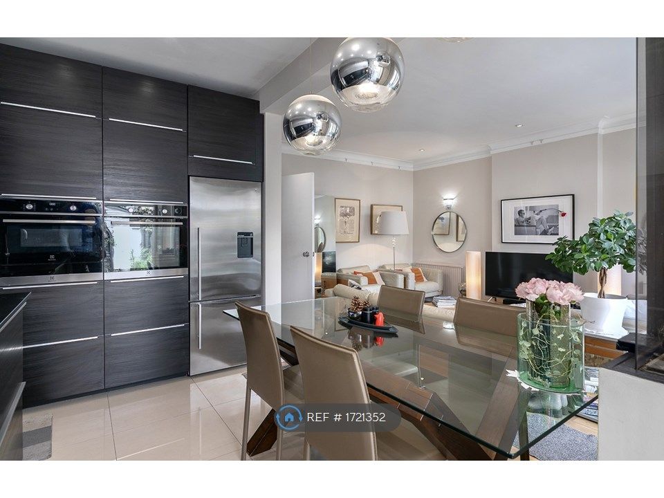 4 bed semidetached house to rent in Ellesmere Road, London W4 Zoopla