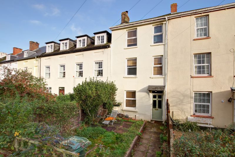 4 bed terraced house to rent in Sivell Place, Heavitree, Exeter EX2