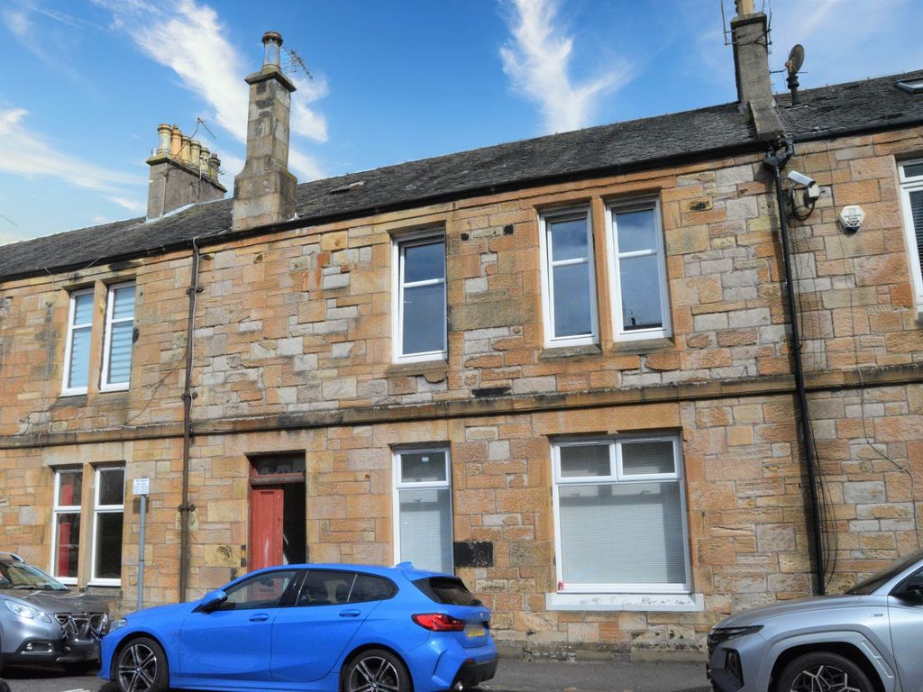 2 bed flat for sale in Comely Place, Falkirk, Stirlingshire FK1, £