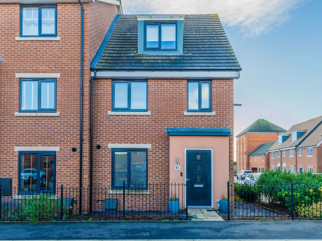 3 bed end terrace house for sale in Mallard Way, Sprowston NR7, £295,000 Zoopla