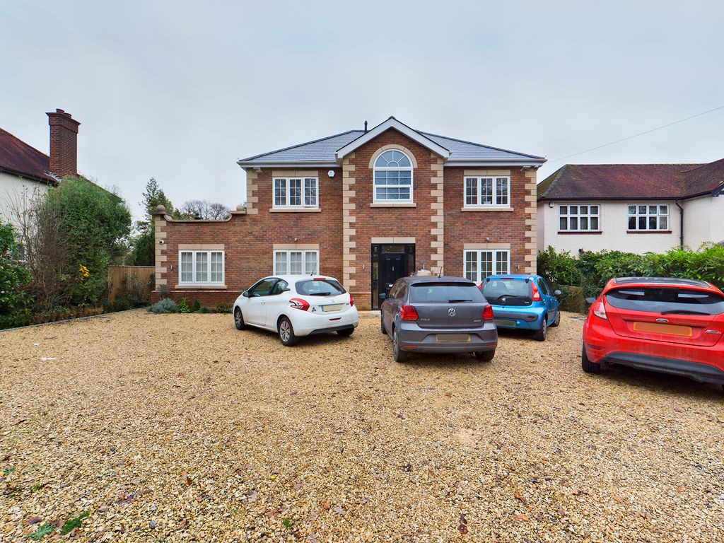 6 bed detached house for sale in The Drive, Ickenham, Uxbridge UB10