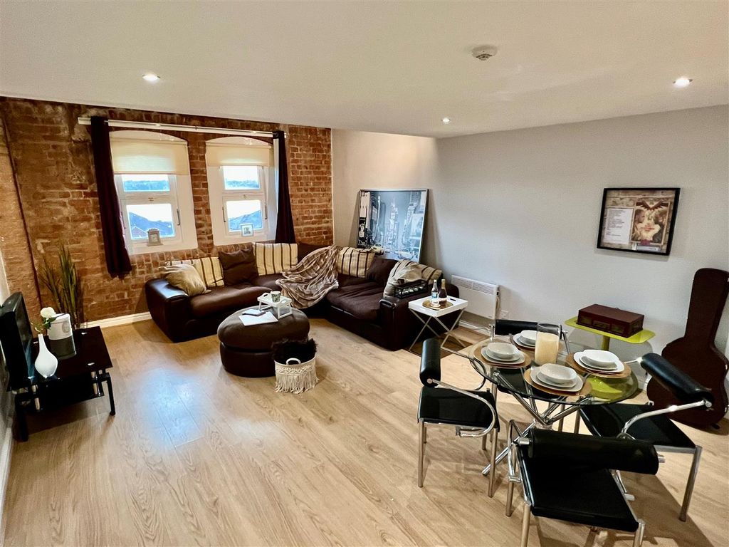 Waterloo Road, Liverpool L3  