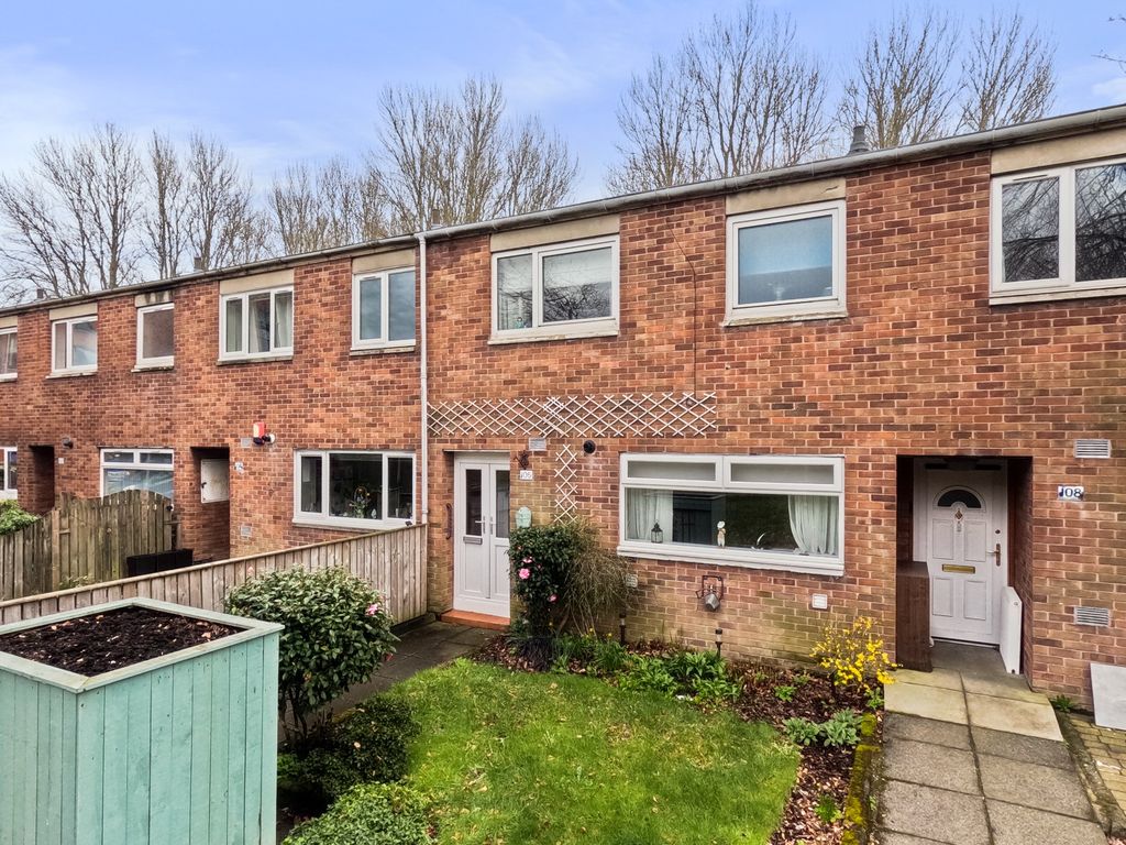 3 bed terraced house for sale in Shawholm Crescent, Pollokshaws