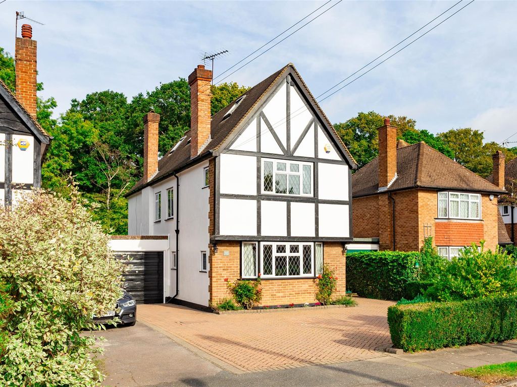 5 bed detached house for sale in Broadwood Avenue, Ruislip HA4, £