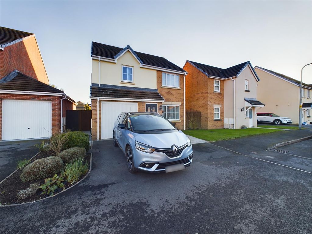 4 bed detached house for sale in Cwrt Lando, Pembrey, Burry Port SA16