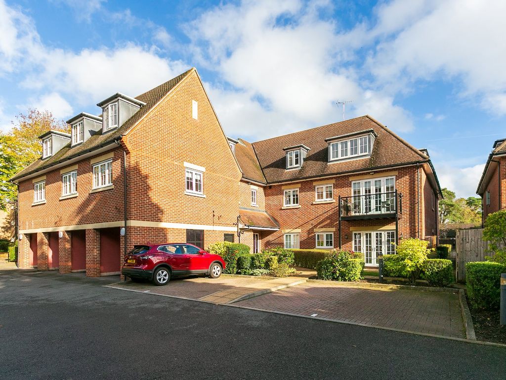 Woodgate Mews, Watford, Hertfordshire WD17  