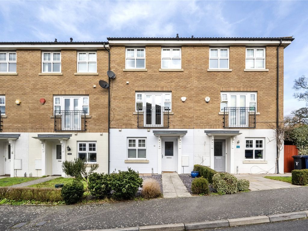 4 bed town house for sale in Bressay Drive, Mill Hill, London NW7 Zoopla