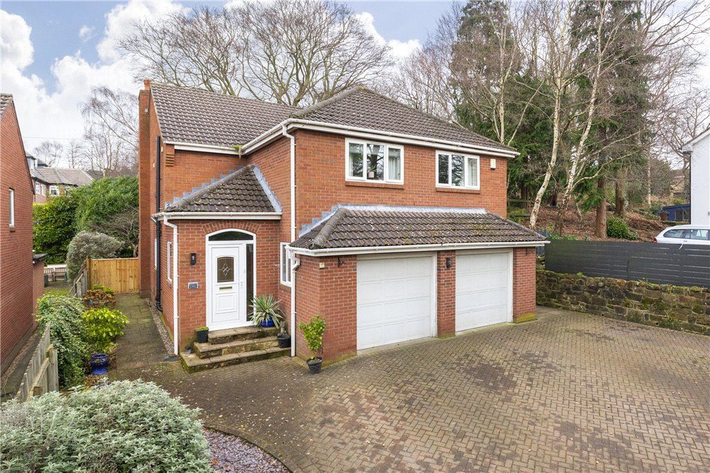 4 bed detached house for sale in Tinshill Road, Leeds, West Yorkshire