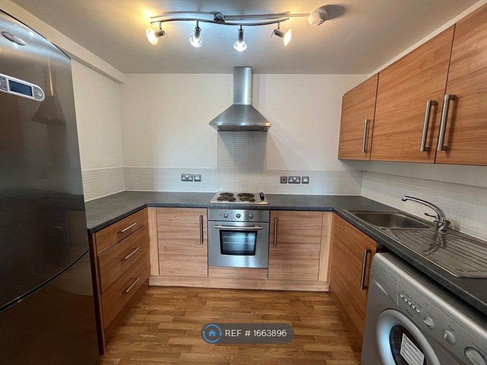 2 bed flat to rent in Lydia Ann Street, Liverpool L1 Zoopla