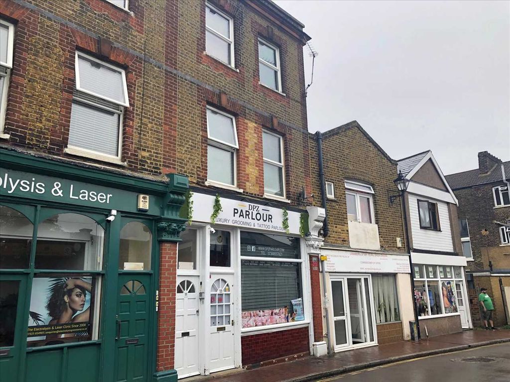 1 bed flat for sale in Manor Road, Gravesend DA12 Zoopla