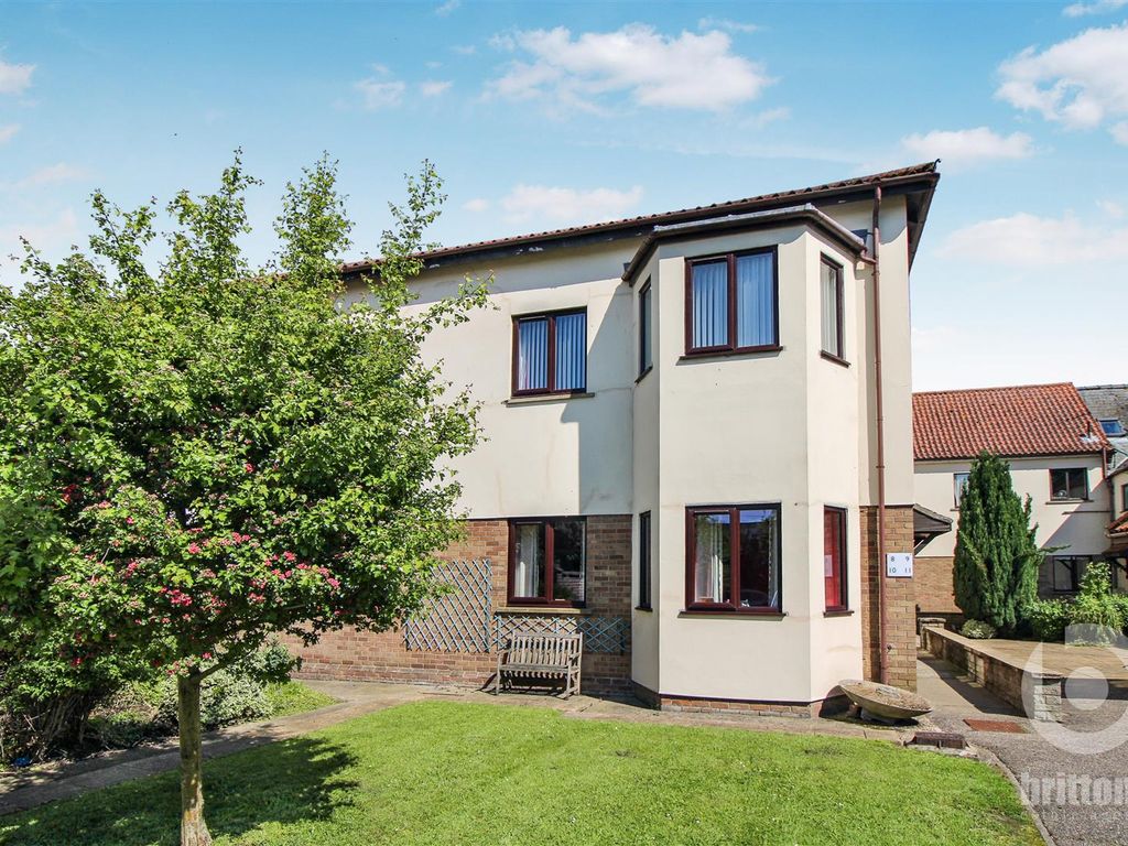 2 bed flat for sale in North Hirne Court, St. Anns Street, King's Lynn