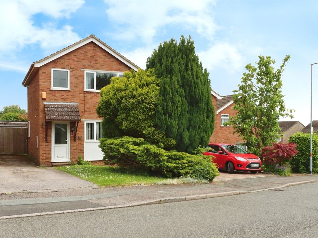 3 bed detached house for sale in Kipton Field, Rothwell, Kettering NN14