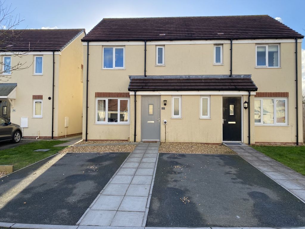 3 bed semidetached house for sale in Gleneagles Close, Hubberston, Milford Haven SA73 Zoopla