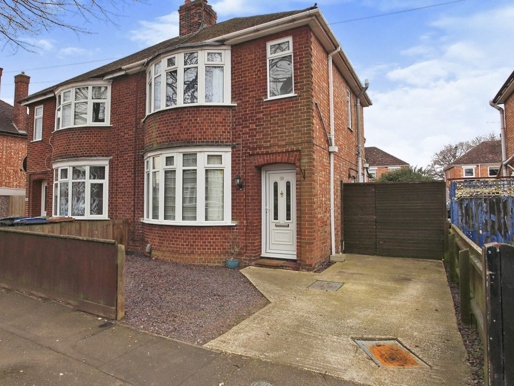 2 bed semidetached house for sale in Fane Road, Peterborough PE4 Zoopla