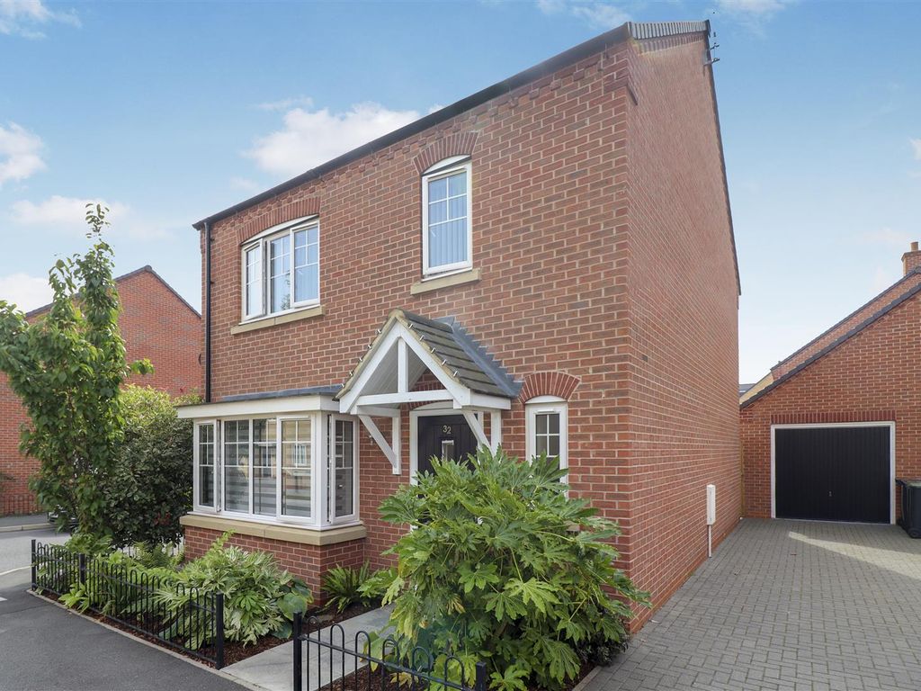 4 bed detached house for sale in Cottesbrooke Way, Raunds NN9, £325,000 Zoopla