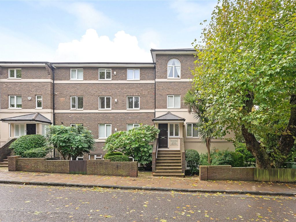 2 bed flat for sale in Adelaide Road, Primrose Hill, London NW3, £