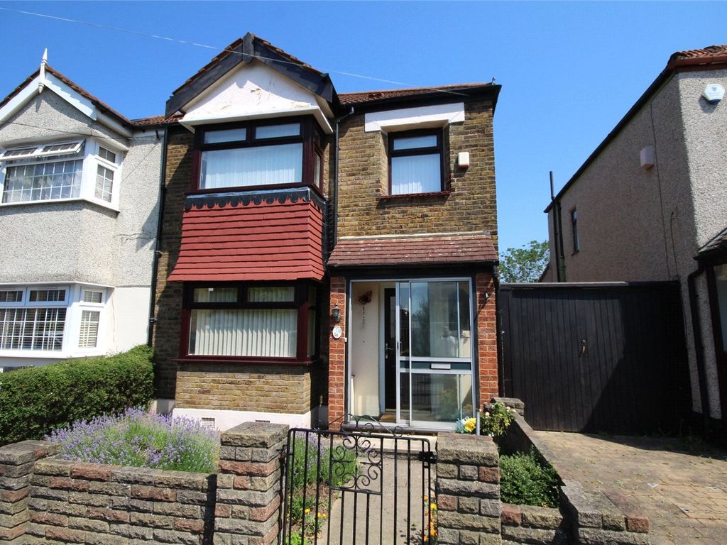 3 bed semidetached house for sale in Elsa Road, Welling, Kent DA16
