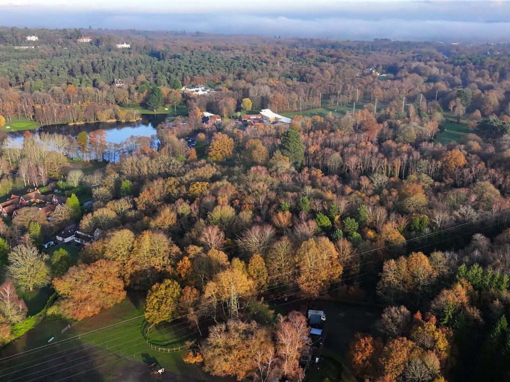 Land for sale in Redhill Road, Cobham, Surrey KT11, £50,000 Zoopla