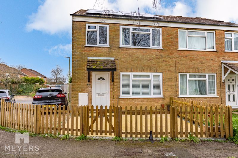 3 bed semidetached house for sale in Bramshaw Gardens, Bournemouth BH8