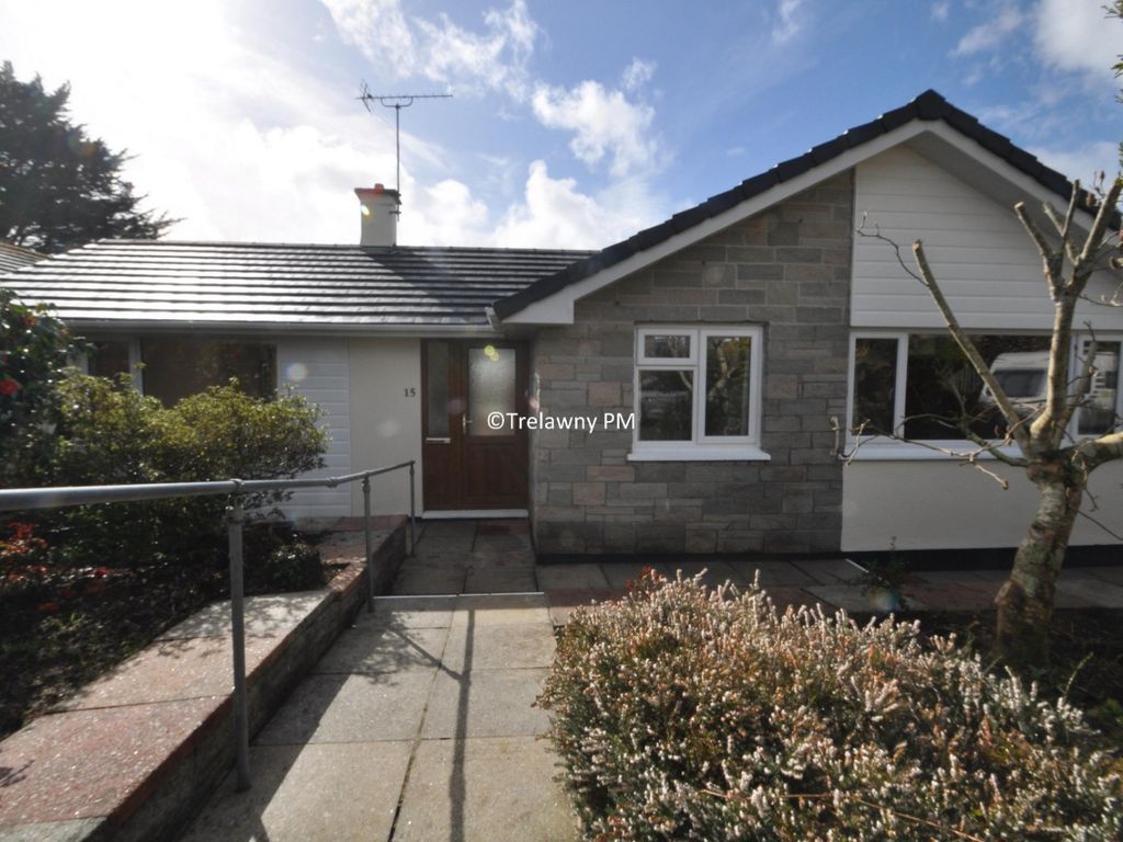 3 bed detached bungalow to rent in Springfield Park, Mylor Bridge TR11