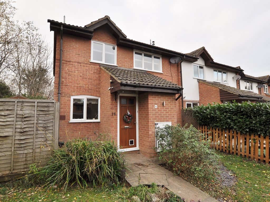 2 bed end terrace house to rent in Stonecrop Road, Merrow Park, Guildford, Surrey GU4 Zoopla