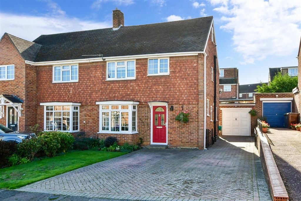 4 bed semidetached house for sale in Oak Drive, Trees Development