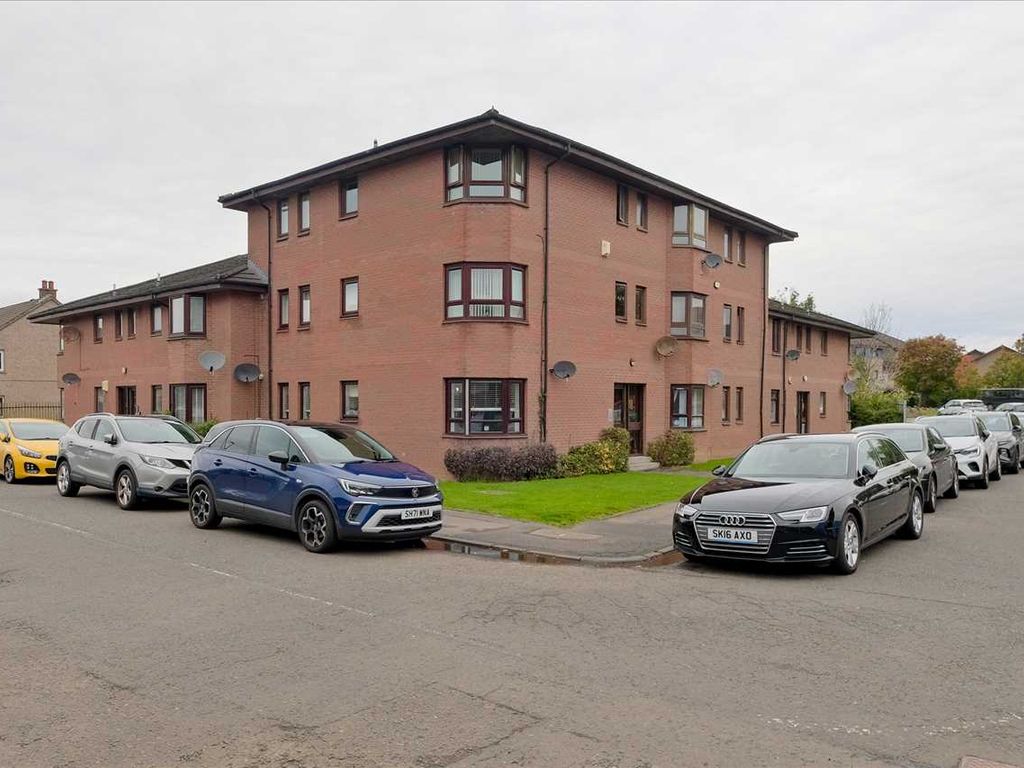1 bed flat for sale in Stewart Street, Hamilton ML3, £68,000 Zoopla