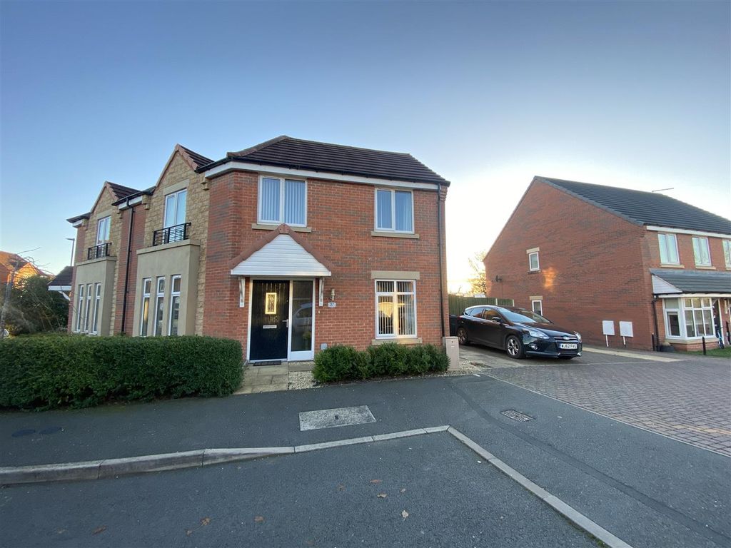 3 bed semidetached house for sale in Highfield Avenue, Langwith