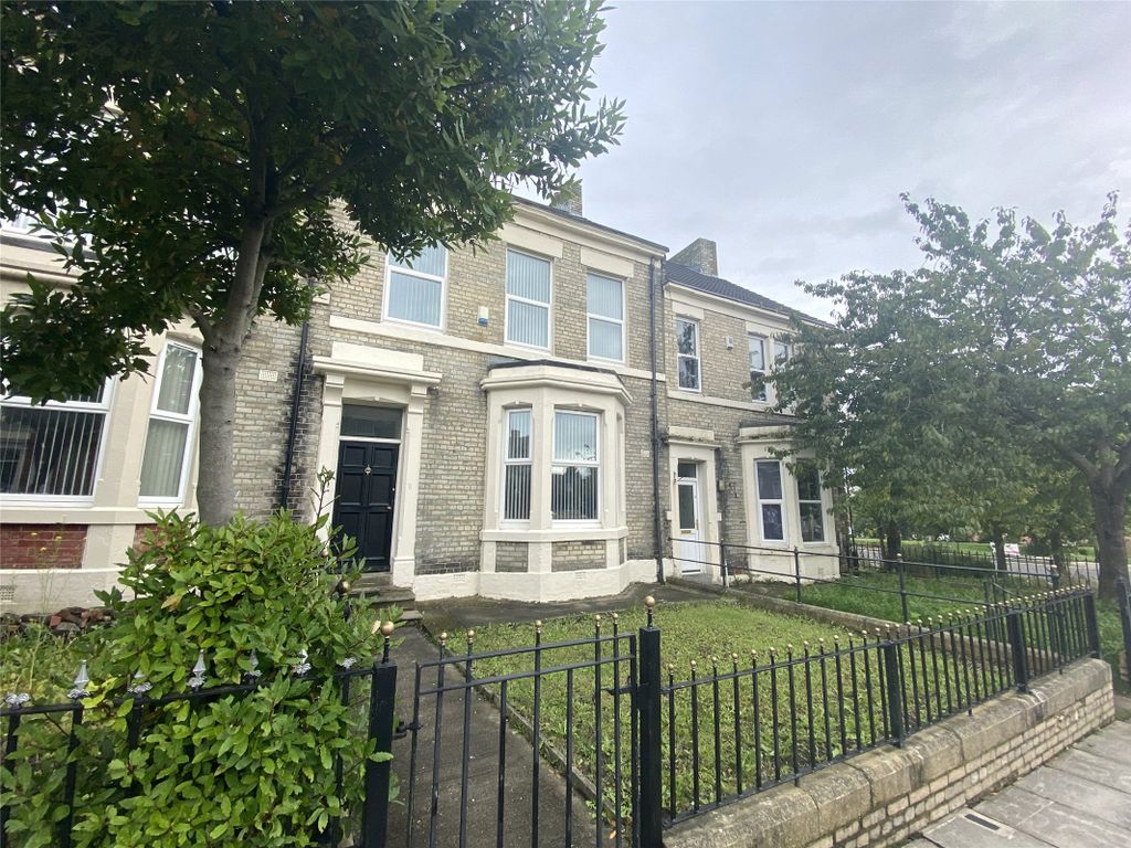 6 bed terraced house for sale in Normanton Terrace, Arthurs Hill