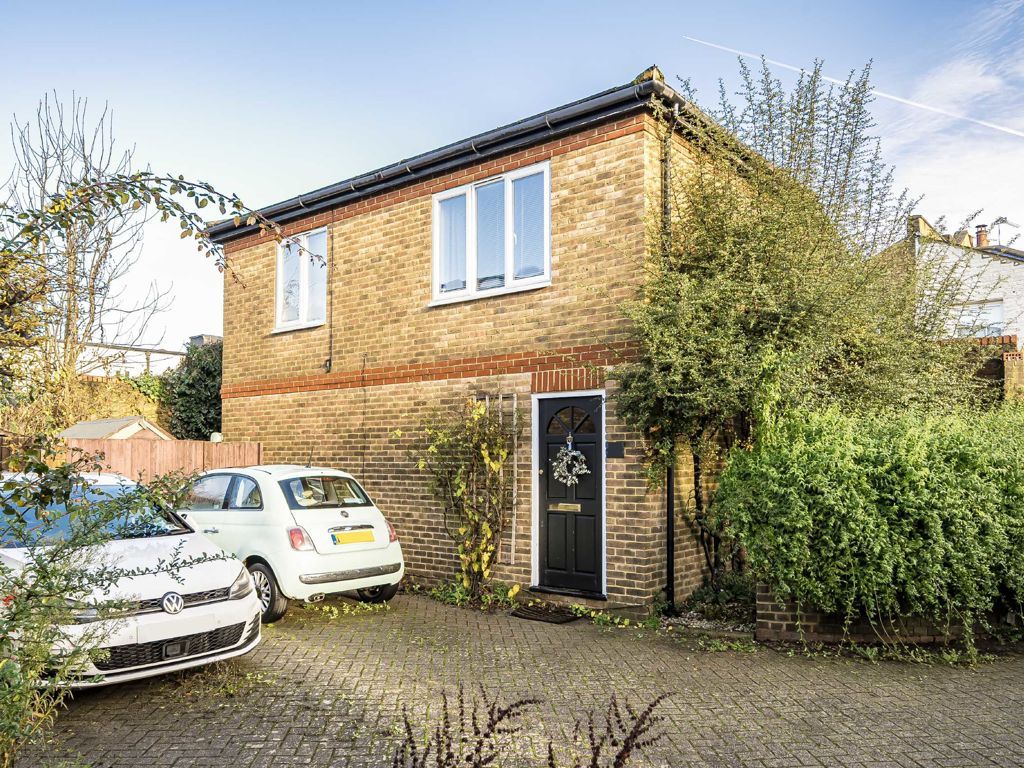 2 bed detached house for sale in Second Cross Road, Twickenham TW2, £