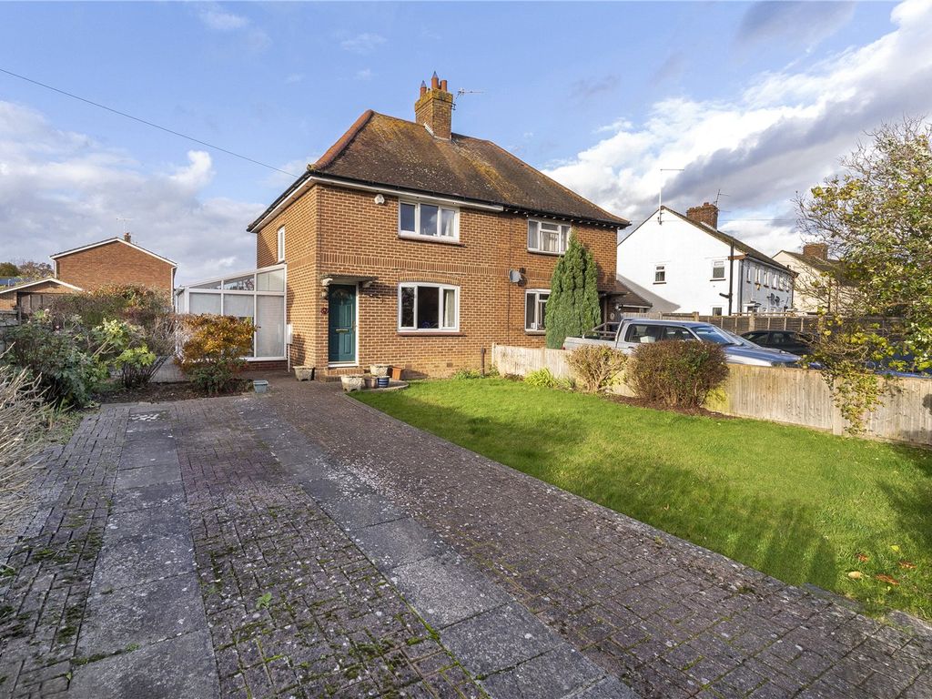 3 bed semidetached house for sale in Church Street, Edenbridge, Kent