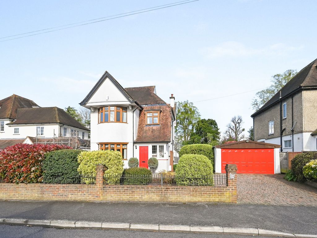 4 bed detached house for sale in Holland Avenue, Cheam SM2, £1,250,000 Zoopla