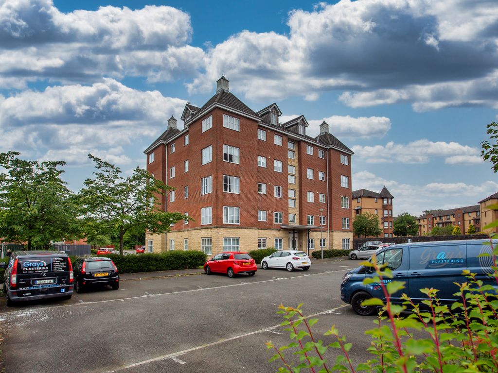 2 bed flat for sale in 34 Benn Avenue, Paisley PA1, £99,999 Zoopla