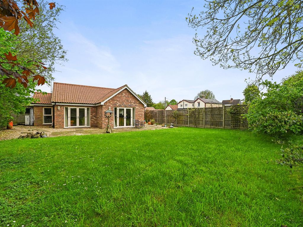 3 bed detached bungalow for sale in Hargrave Road, Chevington, Bury St. Edmunds IP29 Zoopla