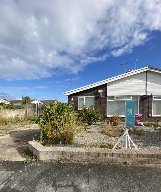 2 bed bungalow for sale in Redwood Drive, Rhyl LL18 Zoopla