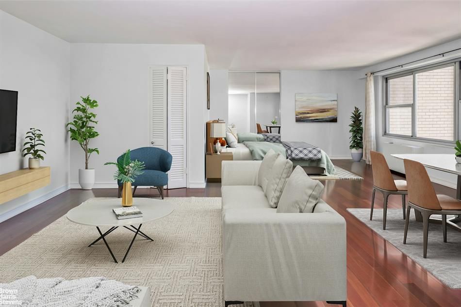 Studio for sale in 11011 Queens Blvd 19d, Forest Hills, Ny 11375, Usa