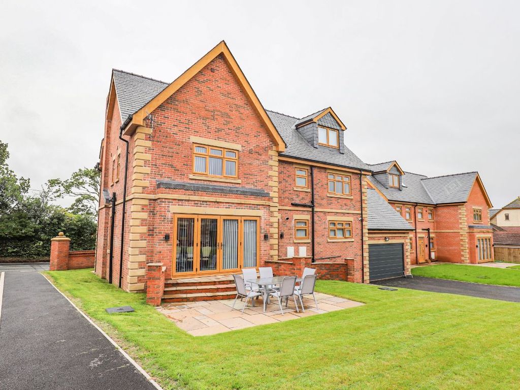 6 bed detached house for sale in Oxcliffe Road, Heaton With Oxcliffe