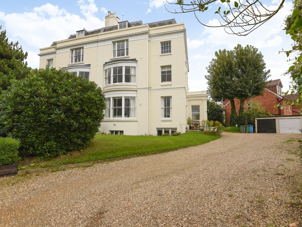 2 bed flat to rent in Grove Hill Gardens, Tunbridge Wells TN1 Zoopla