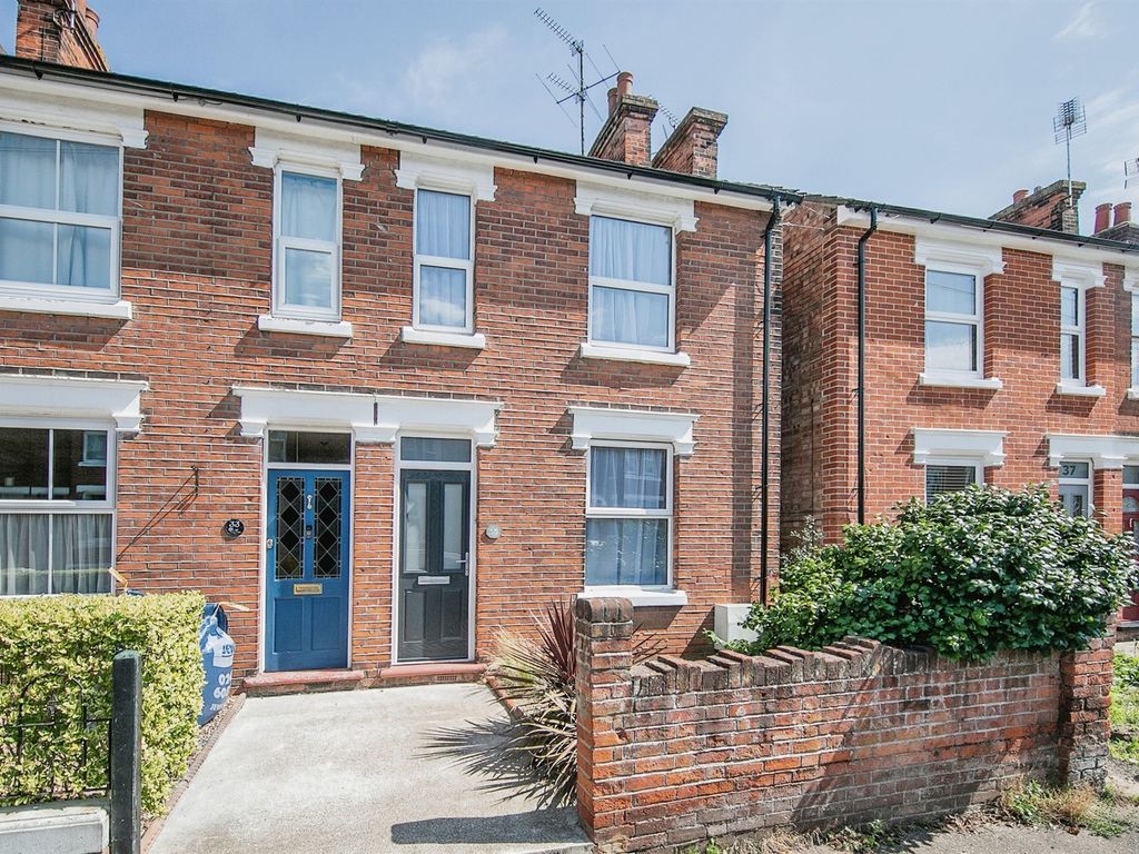 3 bed semidetached house for sale in Scarletts Road, Colchester CO1, £