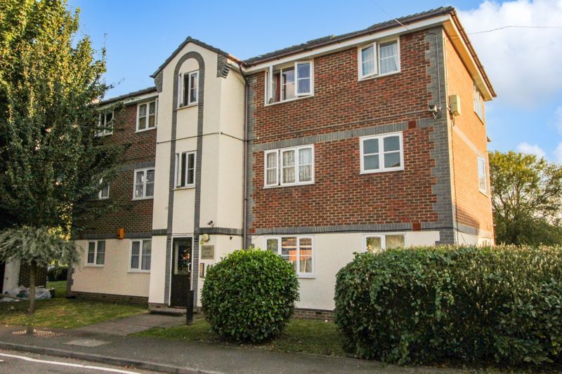 1 bed flat for sale in Keats Close, Enfield EN3 Zoopla